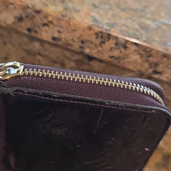 Louis Vuitton Dark Purple Vernis Zippy Wallet - Picture 9 of 17